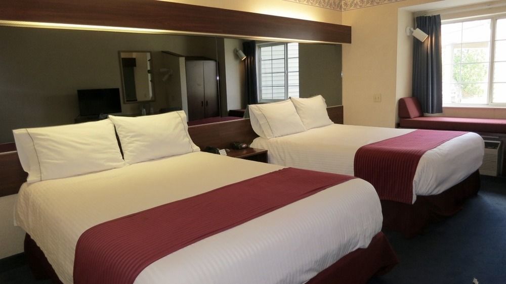 Hotel 6-streetsboro, Oh Streetsboro