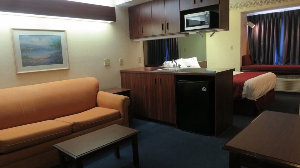 6-streetsboro, Oh Hotel