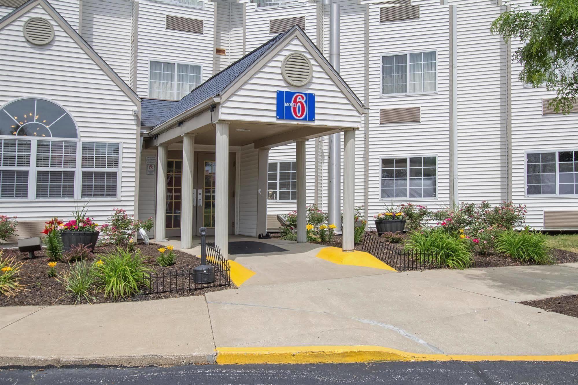 6-streetsboro, Oh 2* Streetsboro
